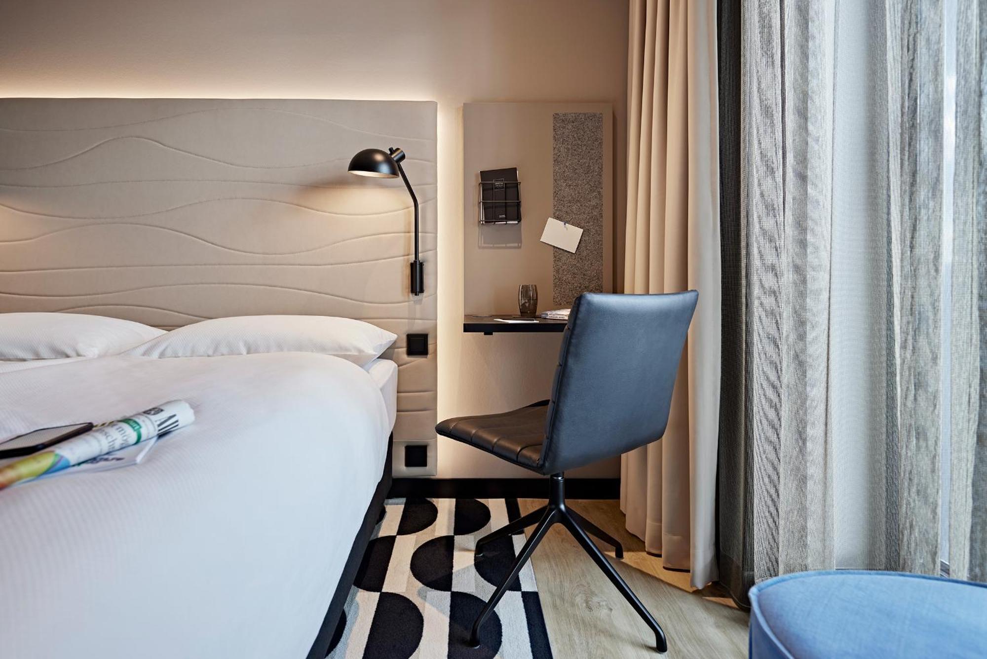 Legere Hotel Ерфурт Екстериор снимка